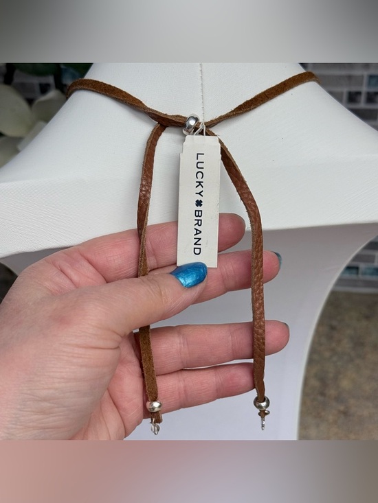 NWT Lucky Brand two tones pendant necklace - Picture 4 of 4